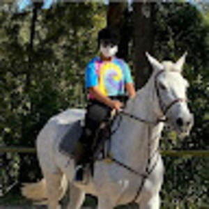 Meet your Posher, Laura